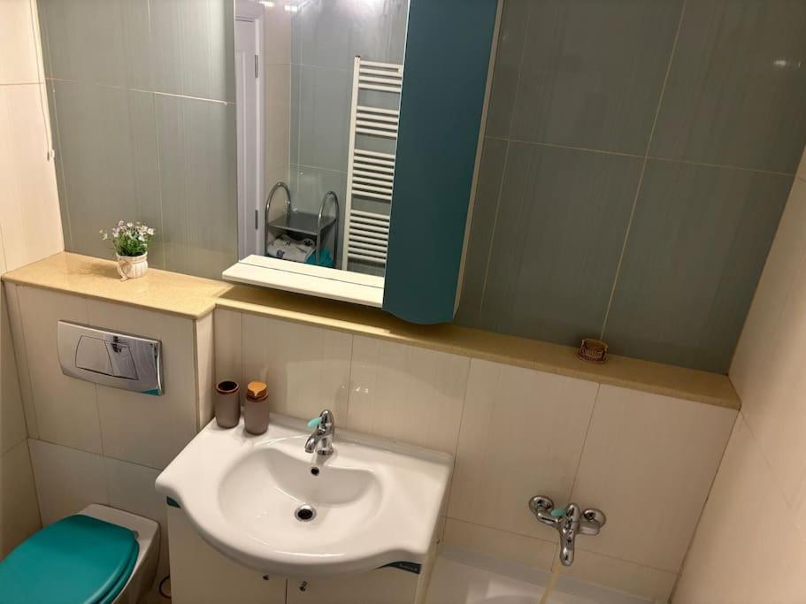 3 Camere Decomandat Boekarest Buitenkant foto