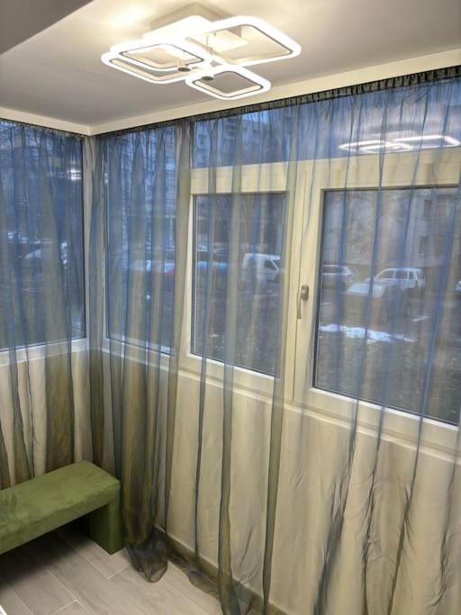 3 Camere Decomandat Boekarest Buitenkant foto