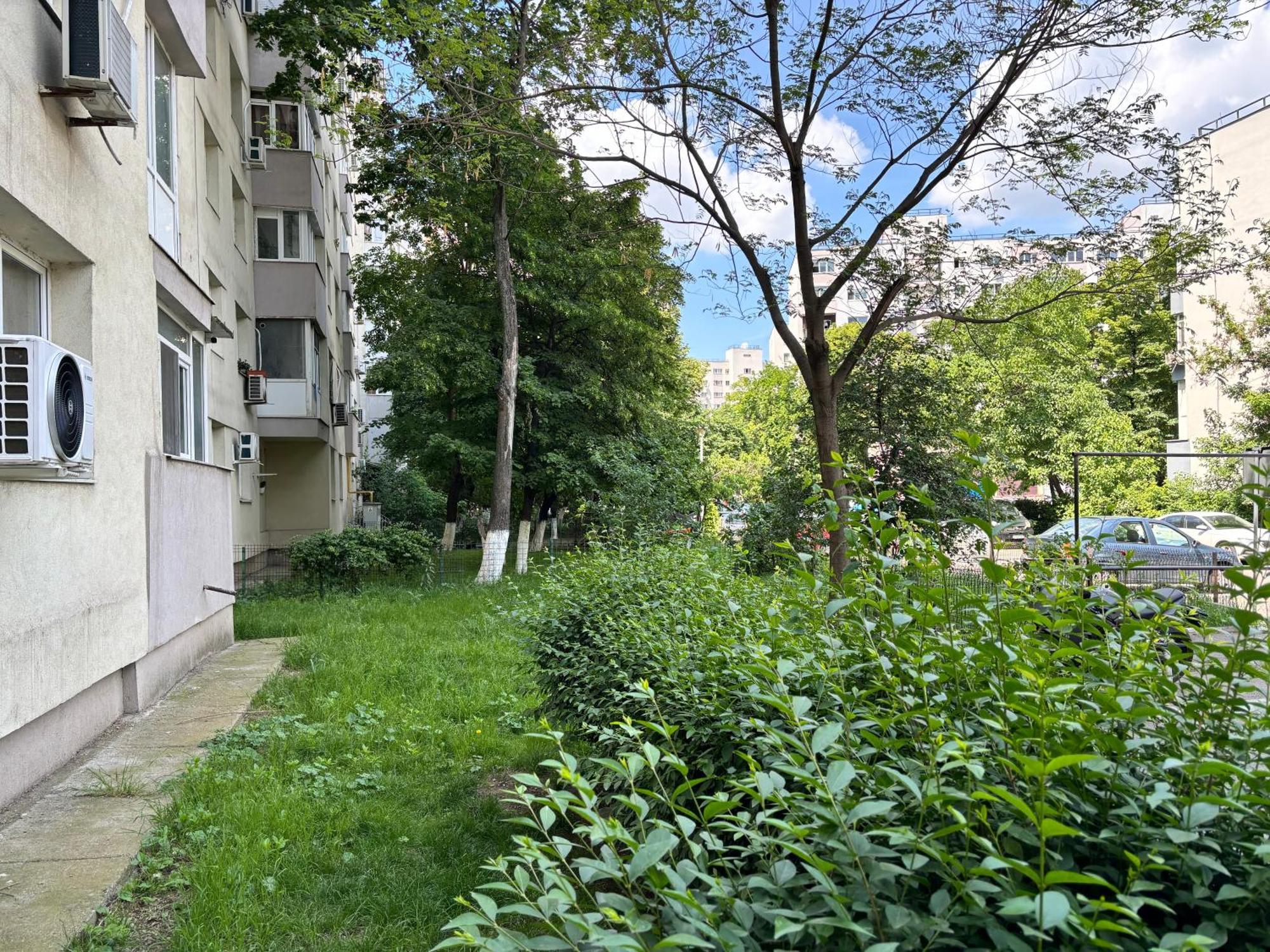 3 Camere Decomandat Boekarest Buitenkant foto